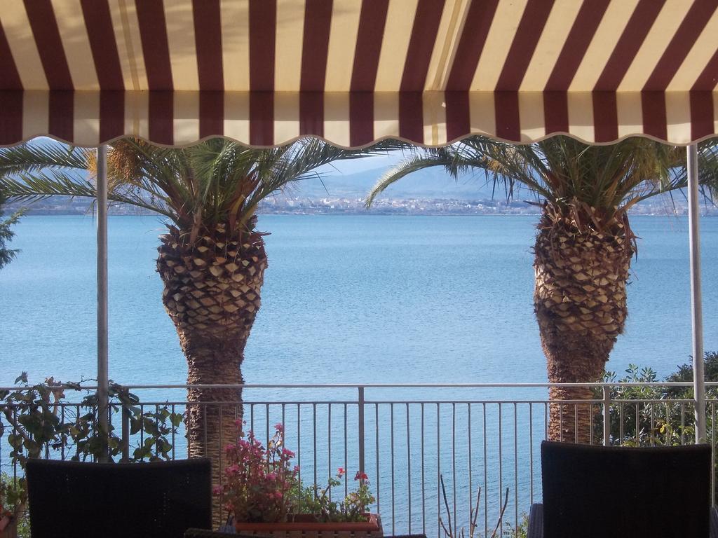 Hotel Theoxenia Loutráki Dış mekan fotoğraf