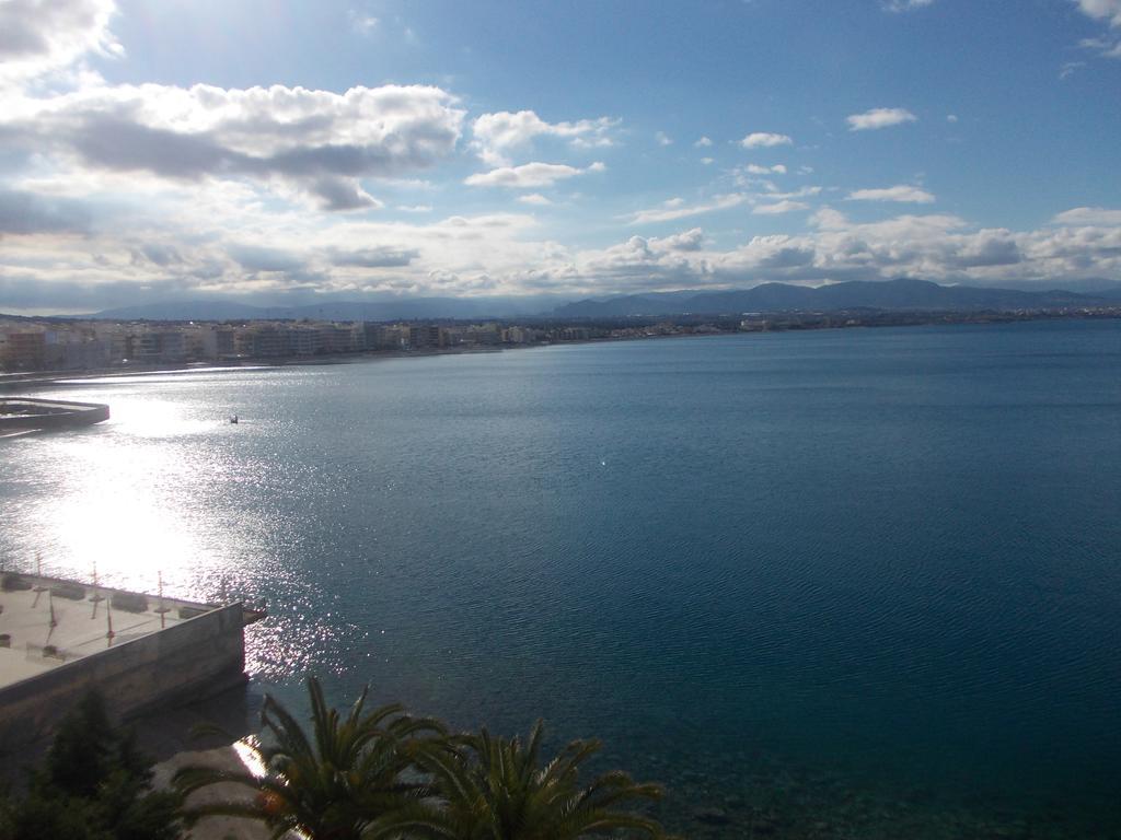Hotel Theoxenia Loutráki Dış mekan fotoğraf